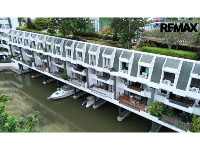"ตรีทศ ซิตี้ มารีน่า" Tridhos City Marina] 322ตร.ม. 4 ชั้น จอดรถ + จอดเรือหน้าห้องได้ ห้องทำใหม่ทั้งหมดแล้ว