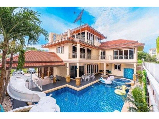 บ้านเดี่ยวสุดหรู ทำเลดีเยี่ยม ติดชายหาดจอมเทียน พัทยา บางละมุง ชล
