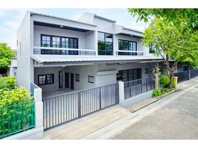 เซ็นทรัล รามอินทรา 400ม.ทาวน์โฮม 2 ชั้น 3นอน 3น้ำ