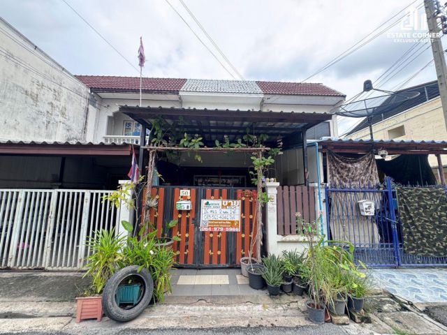 ขายทาวน์เฮ้าส์ หมู่บ้าน อัญชลี สนามบินน้ำ ซอยนนทบุรี 42 (ตรงข้ามกองสลาก)ท่าทราย เมืองนนทบุรี นนทบุรี