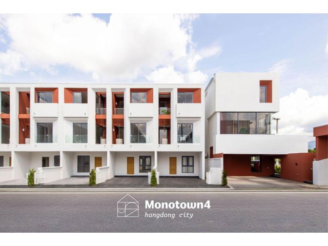 บ้านโซนหางดงเชียงใหม่ โครงการ Monotown 4 ทาวน์โฮม 3 ชั้น ที่จอดรถ 2 คัน สิ่งอำนวยความสะดวกครบ ใกล้กาดฝรั่ง 5 นาที