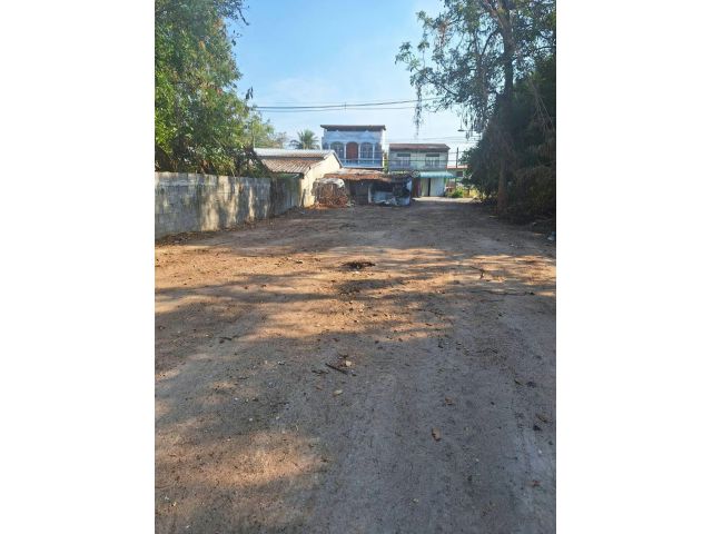 ขายที่ดิน 50 ตร.ว. ในเมือง ทำเลดี ใกล้ รพ. สถานีตำรวจ และปั๊มน้ำมัน