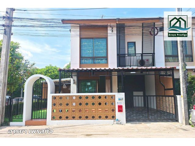 พฤกษา ไพร์ม ศรีนครินทร์-บางนา หลังมุมต้นซอย ตกแต่งใหม่มีเฟอร์นิเจอร์พร้อมเข้าอยู่