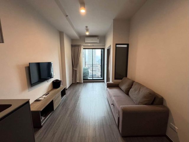 Ideo Sukhuvmit Rama 4 for rent 1 bedroom 1 bathroom 35 sqm rental 16,500 baht/month