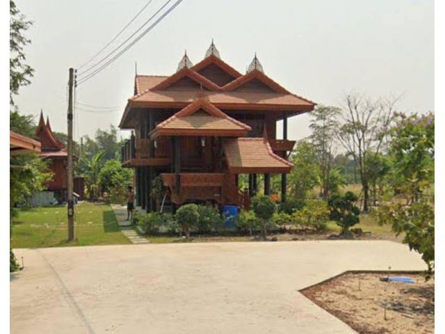 ขายที่ดินลำลูกกาคลองสิบ พร้อมบ้านทรงไทย 2 หลัง