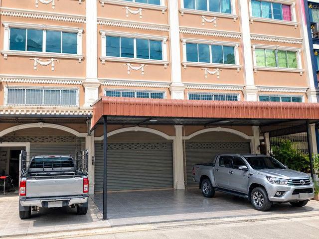 หนองจอก ปั๊มน้ำมันบางจาก อาคาร 4 ชั้น 3 นอน ตลาดสดสี่แยกลำผักชี 2