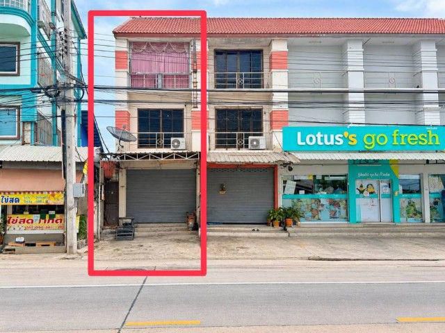 ตึก 3 ชั้น 1 คูหา ซอยคลองถนน ถนนกาญจนาภิเษก บางใหญ่