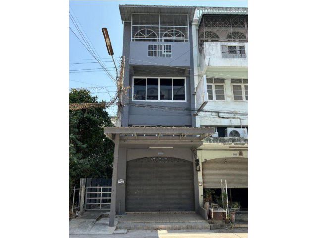 ขายตึกแถว 3 ชั้นครึ่ง ห้องมุม 28.2 ตรว. ถนนคฑาธร ใกล้รพ.ราชบุรี จ.ราชบุรี