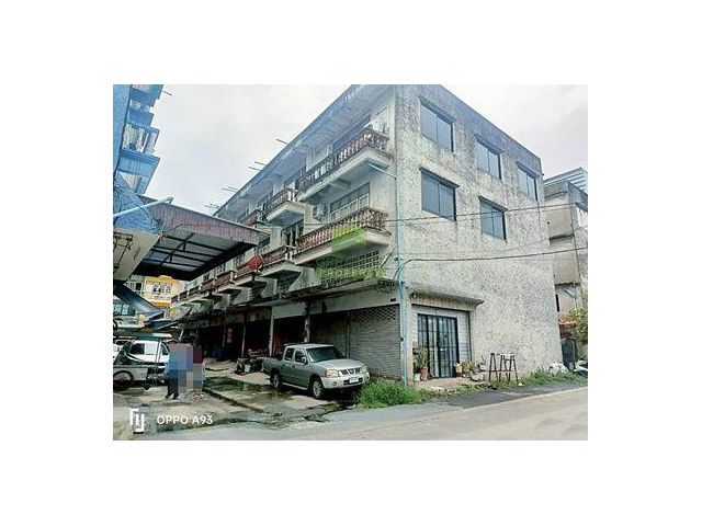 ตึกแถวเพชรเกษม 69 ใกล้ MRT หลักสอง ใช้เป็นบ้านและร้านค้าได้ลงตัว