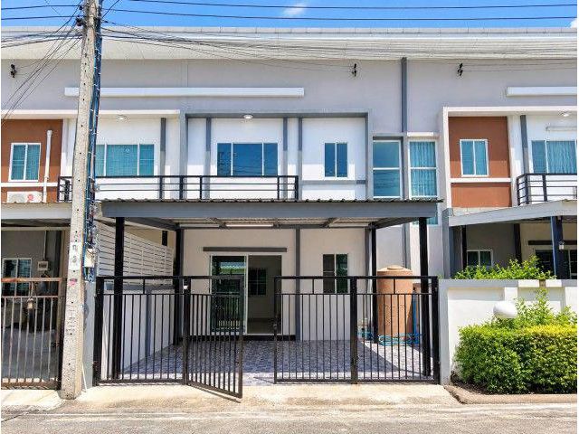 ไลโอ รัตนาธิเบศร์-เวสต์เกต ซอยวัดเสาธงหิน บางใหญ่ บ้านเปล่ารีโนเว