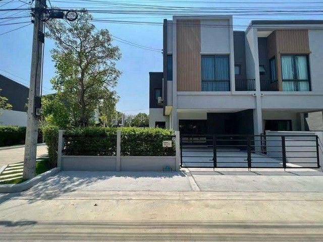ให้เช่าบ้านใหม่ พลีโน่ สุขุมวิท-บางนา 2 พร้อมเฟอร์ หน้าสวนหลังริม