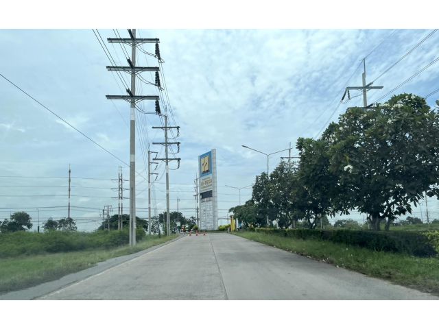 ขายไร่ละ 10 ล้าน ที่ดิน 8 ไร่ ติดถนนสายเอเชีย หน้านิคมไฮเทค บางปะอิน 098 7755 808