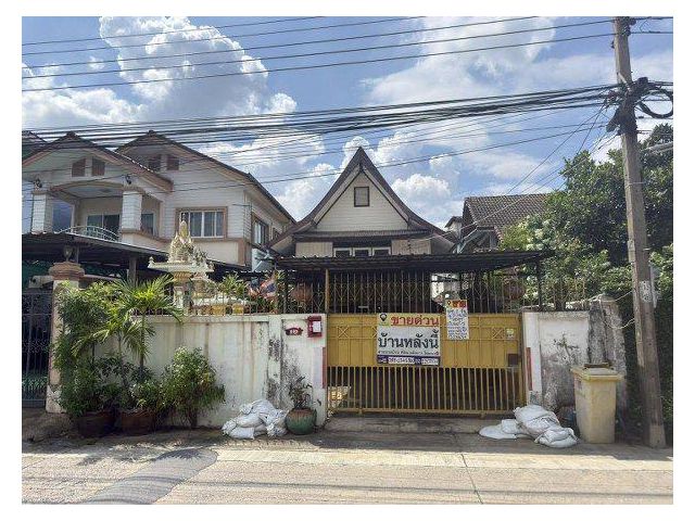 ขายบ้านเดี่ยว 2 ชั้น ซอยติวานนท์25 แยก29 (แผ่นดินทอง) (รหัสทรัพย์ 202643)