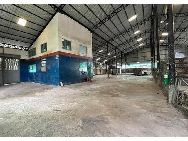 ให้เช่าโกดัง3,100 ตรม.ถนนเทพรักษ์ สะพานใหม่ ท่าแร้ง บางเขน