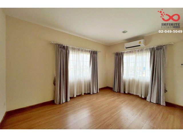ขายและให้เช่าทาวน์โฮม โกลเด้นทาวน์ ลาดพร้าว–เกษตรนวมินทร์ 3 ชั้น 35 ตรว.นวมิทร์ 42
