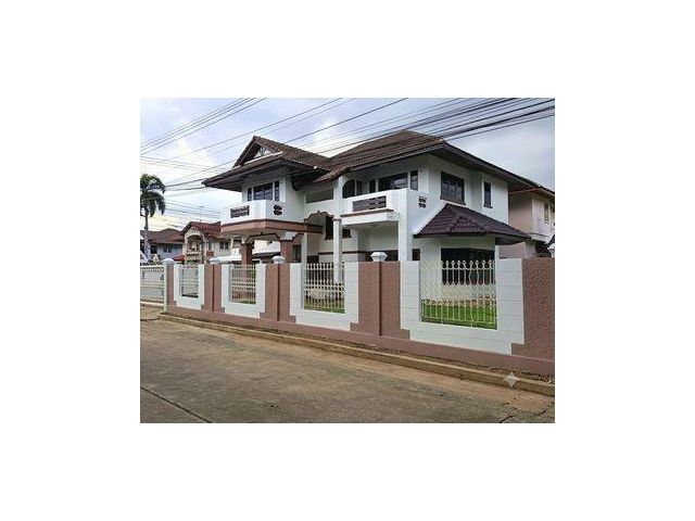 ขาย บ้านเดี่ยว หมู่บ้านปรีชา พุทธมณฑลสาย4 จำนวน 2 ชั้น ขนาดเนื้อที่ดิน 90 ตารางวา พื้นที่ใช้สอย 250 ตารางเมตร