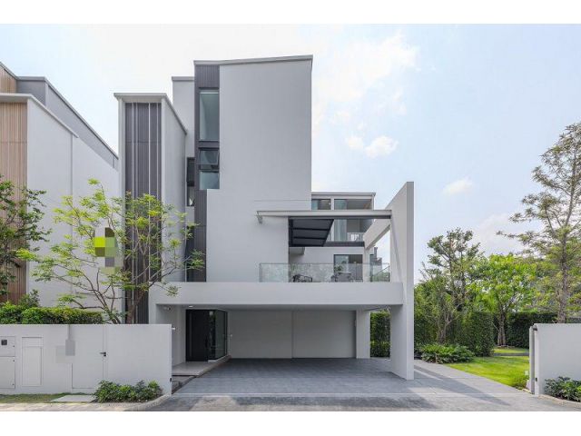 ขาย/เช่า] บ้านเดี่ยวหรูหลังมุม VIVE กรุงเทพกรีฑา ขนาดที่ดิน 119 ตร.ว มีลิฟต์ส่วนตัว ติดโรงเรียนนานาชาติ Wellington.