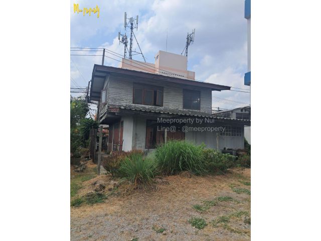 ขายบ้านเดี่ยว 2 ชั้น ภายในที่ดินมีบ้าน 2 หลัง พร้อมห้องเช่า 2 ชั้