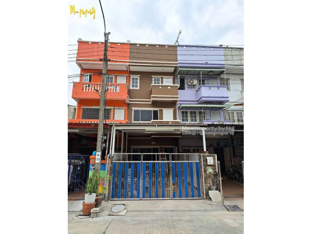 ขายถูกที่สุด ทาวน์โฮม 3 ชั้น รีโนเวทใหม่ นวมินทร์ 85