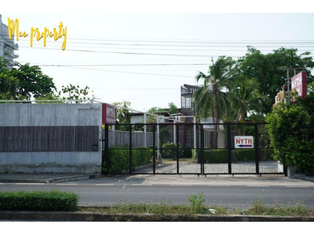 ขายที่ดินพร้อมสิ่งปลูกสร้าง (โรงแรมณายท์) อำเภอศรีราชา ชลบุรี **