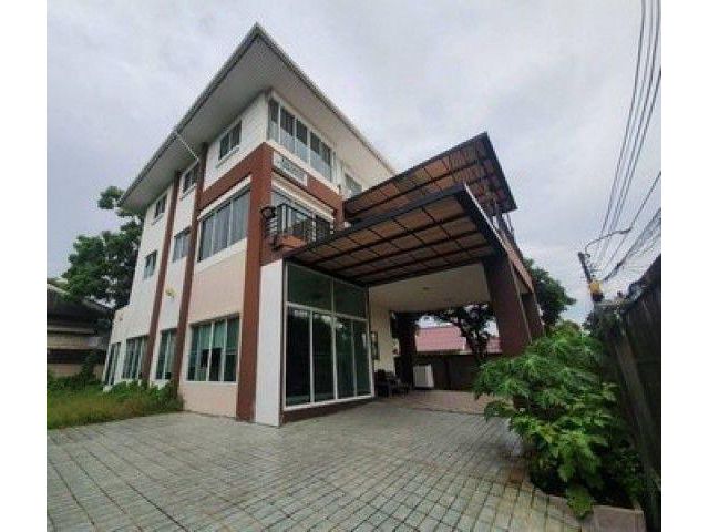 4 ห้องนอน 3 ห้องน้ำ แอร์ 6 ห้องแม่บ้าน ติดถนนประเสริฐมนูกิจ 7