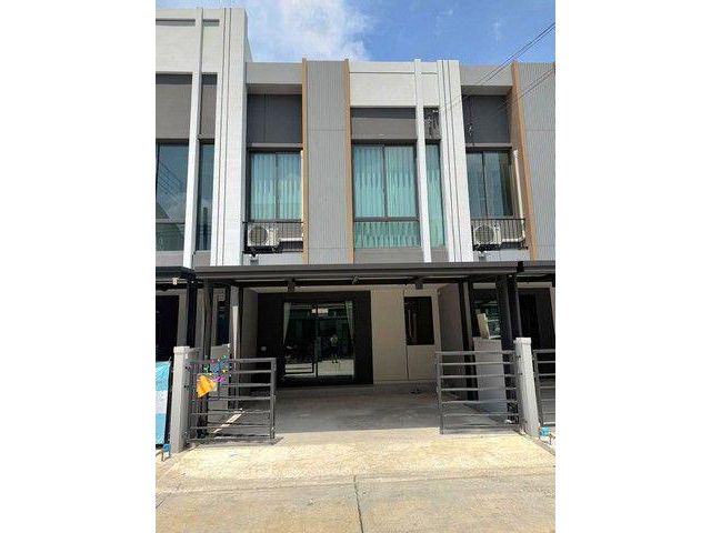 ให้เช่าทาวน์โฮมใหม่2ชั้น PLENO คู่ขนานมอเตอร์เวย์ 20ตรว. อยู่ ใกล