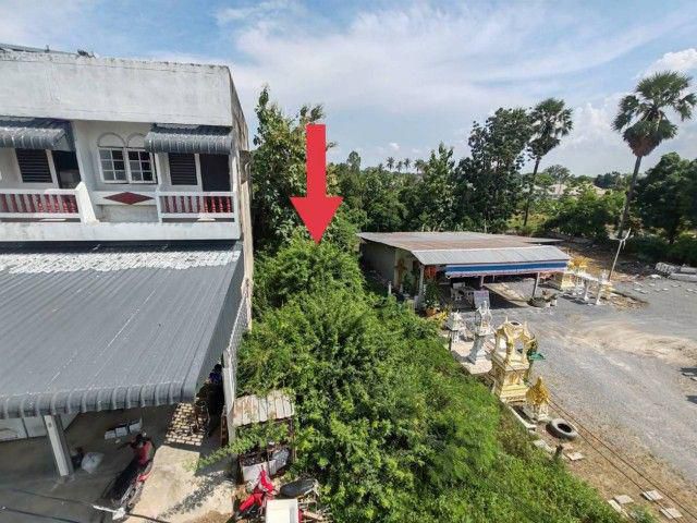 ที่ดินทำเลเด่น ติดถนนมาลัยแมน 80 ตร.วา ตรงข้าม โรงพยาบาลอู่ทอง สุ