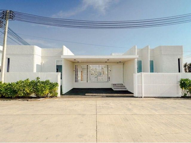 Holiday Home Investment! พูลวิลล่า 4 ห้องนอน ใกล้ทะเลปราณบุรี เหม