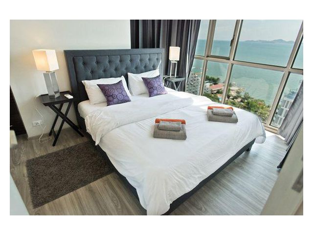 Condo Wongamat Beach Front Condo Baan Plai Haad for sale (S03-2808 )