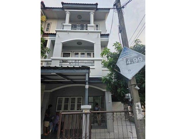 า 4 ห้องนอน 3 ห้องน้ำ ใกล้ตลาดสะพาน 2 ลาดพร้าว