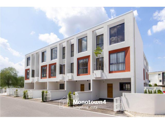 บ้านโซนหางดงเชียงใหม่ โครงการ Monotown 4 ทาวน์โฮม 3 นอน ฟังก์ชันครบ มีคอร์ตยาร์ดและสวนส่วนตัว ใกล้กาดฝรั่ง 5 นาที