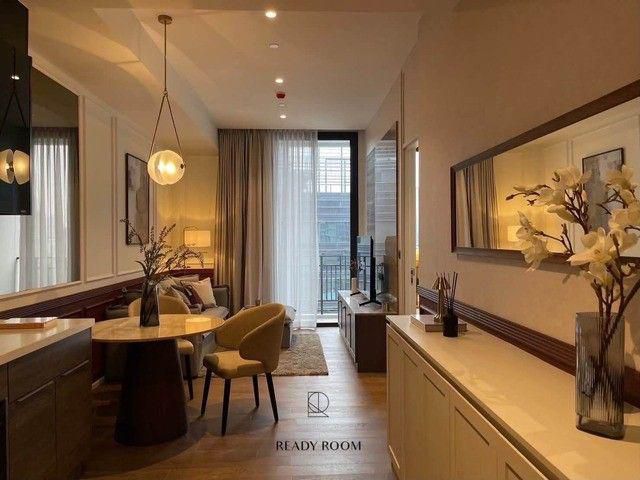 Luxury High-Floor 1-Bedroom at Muniq Langsuan