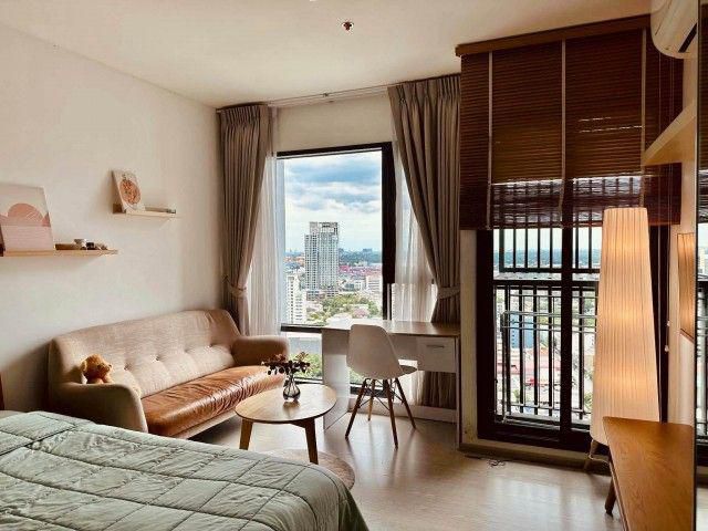 Rhythm Sukhumvit 36 38 24th Floor Near BTS Thong Lo