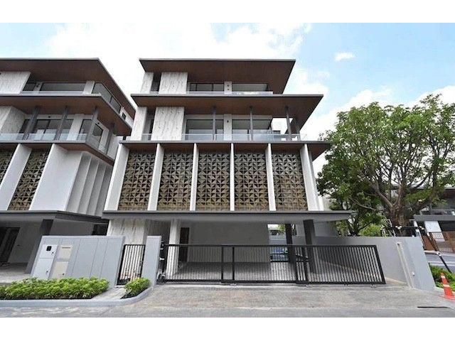 BS1079 ขายบ้านตัวอย่าง Artale Asoke Rama 9 บ้านหรูพระราม 9 4 ห้อง