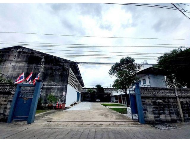 #ให้เช่าโกดังพร้อมบ้านพักคนงานหนองแขม กรุงเทพ โกดัง 504 ตรม. พื้นที่รวม 1 ไร่ ทำเลดี พื้นที่กว้างขวาง โล่ง โปร่ง