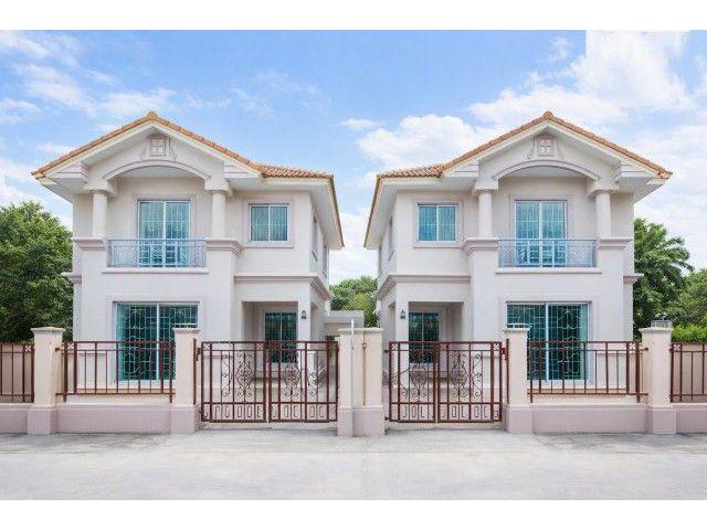 PTT Station รังสิต-นครนายก คลอง7 บ้าน 2ชั้น 2หลัง หลังริม 3 นอน