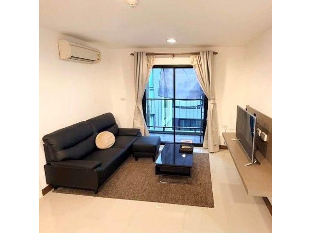 Zenith Place Sukhumvit 42 7th Floor Near BTS Ekkamai