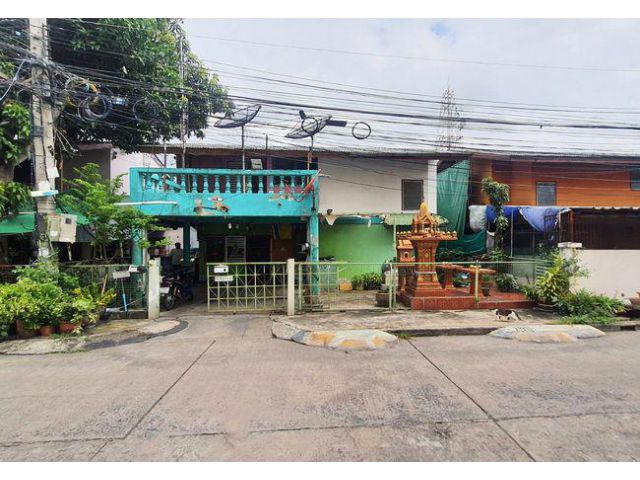 ขายบ้านเดี่ยว นิคมนวนคร ถนนพหลโยธิน คลองหลวง ปทุมธานี เนื้อที่ 39 ตร.ว. 2 ชั้น 3 นอน 2 น้ำ