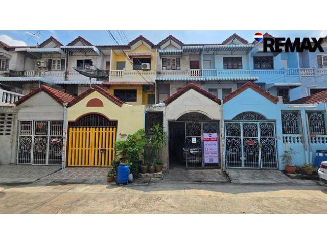 มาใหม่! Townhome พระราม2 ซ.47 พระราม2 ใกล้เซนทรัลพระราม 2, หลังบ้านติดลำกระโดง เนื้อที่ 23.4 ตร.วา ไม่เสียค่าส่วนกลาง