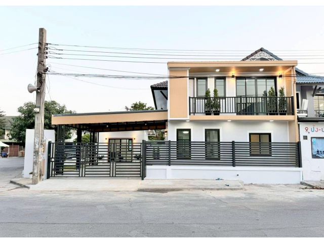 หมู่บ้านพฤกษา14A วัดลาดปลาดุก   บ้าน 2 ชั้น หลังมุมติดสวนสาธารณะ ตกแต่งใหม่พร้อมอยู่