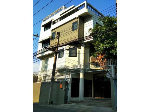 ให้เช่าบ้านเดี่ยว 4 ชั้น สุขุมวิท 85 ใกล้ BTS