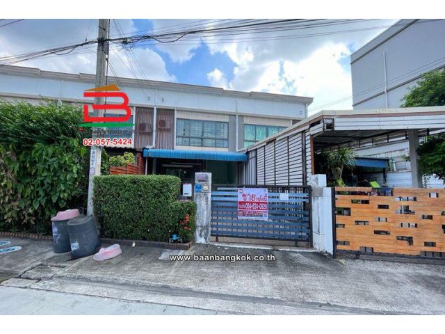 ทาวน์โฮม 2 ชั้น เนื้อที่ 24.7 ตร.ว. หมู่บ้าน พฤกษา 84/2 (เพชรเกษม 63) แขวงหลักสอง เขตบางแค