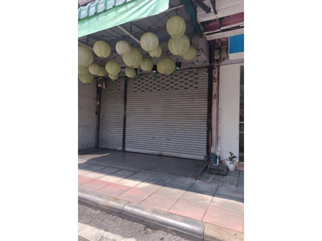 ขายอาคารพาณิชย์ 4 ชั้น 16 ตร.ว. ถ.ประชาราษฎร์บำเพ็ญ ตรงข้าม รร.จันทร์หุ่นบำเพ็ญ