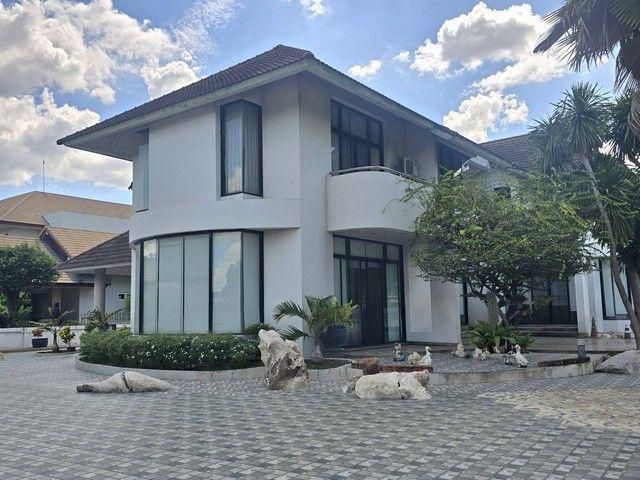 ขายบ้านคฤหาสน์ทายาท หลังมุม 393.1 ตร.ว. ใกล้เมืองทองธานี
