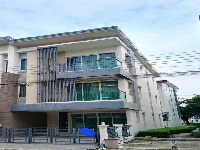 รหัสC7333 ให้เช่าทาวน์โฮม 3ชั้น Town Avenue