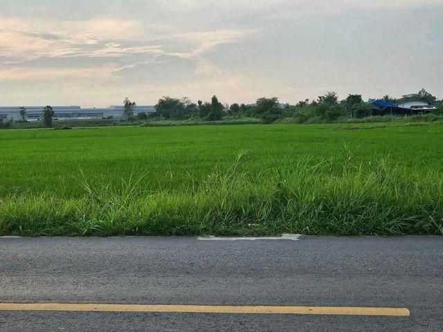 ขายที่ดินสวยแปลงใหญ่ ทำเลดี เนื้อที่ 65 ไร่ 2 งาน 40 ตรว.