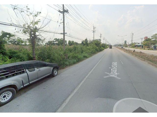 ลาดหลุมแก้ว สีม่วง ถนนใหญ่
