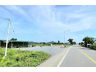 (โฉนด) ที่ดิน 150 ตรว. (ถมแล้ว) รั้ว (สำหรับที่อยู่อาศัย) หน้าติดถนนลาดยาง (ทางหลวงชนบท) ถนนหินคลุก ไฟฟ้า น้ำประปา ม.13 ต.ดอนคา อ.อู่ทอง จ.สุพรรณบุรี