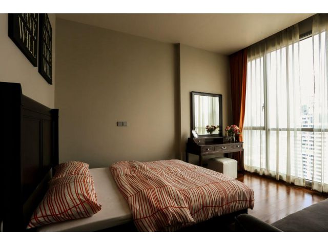 For rent Condo Quattro By Sansiri Fully Furnished (S03-2825)