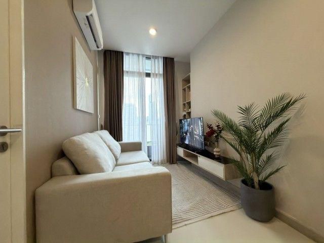Up Ekkamai Sukhumvit 63 13th Floor Fully Furnished